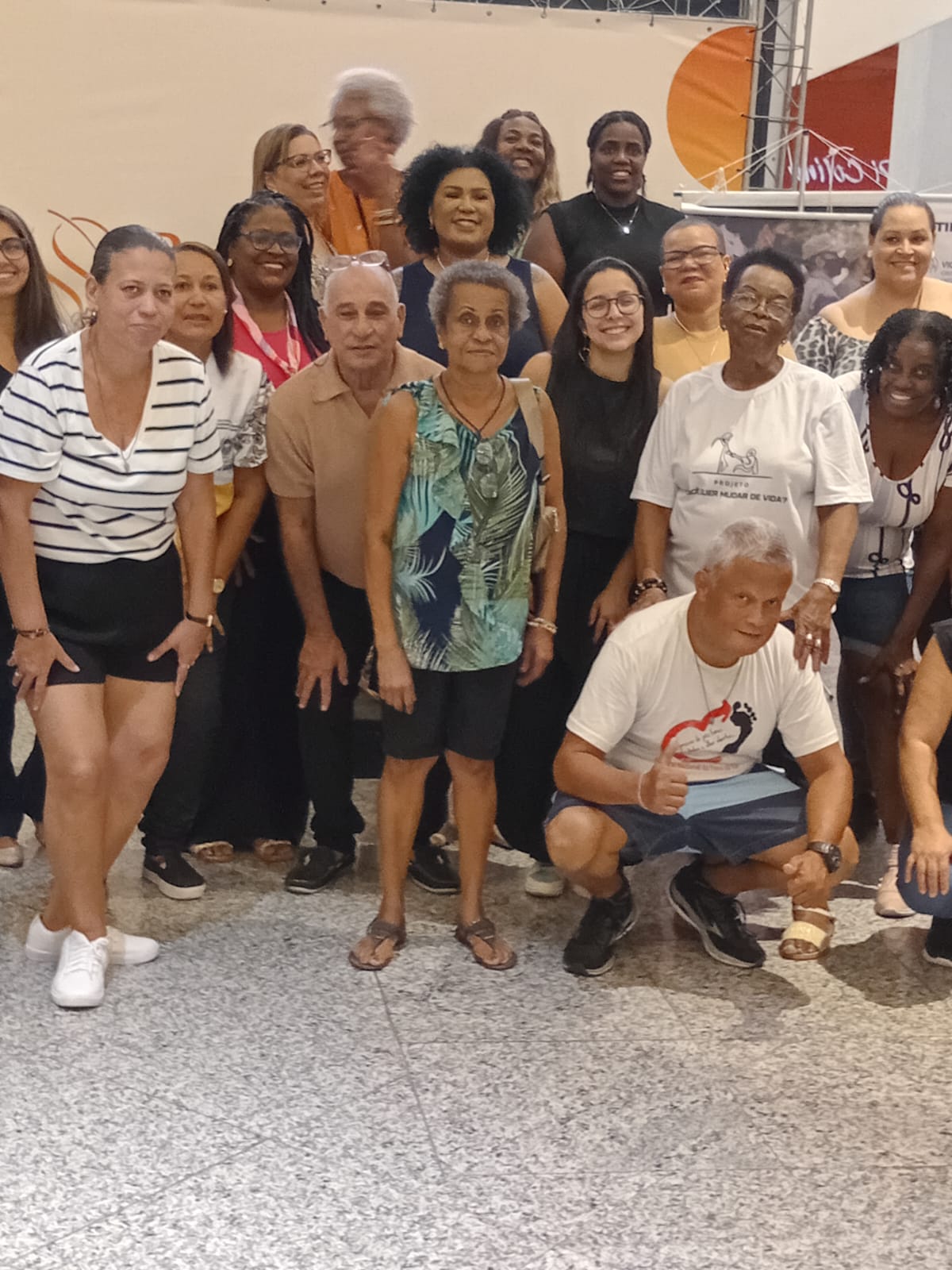 Comunidade no Centro Caçador de Sonhos